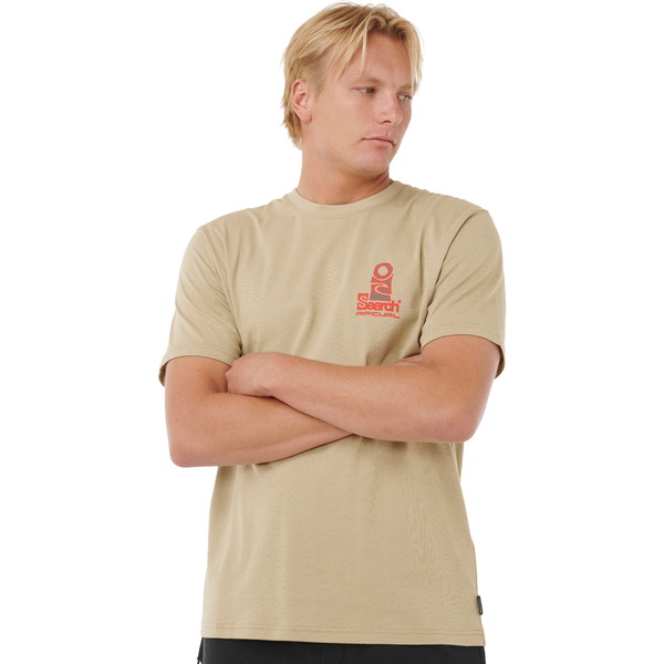 2025 Rip Curl Männer Vaporcool Suche Stack Tee 0K5MTE - Khaki Rock
